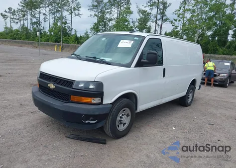 2019 Chevrolet Express 2500 Work Van from USA, damaged, VIN 1GCWGAFP5K1365688